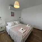 Apartman Pekasovi Seaview On A Beautiful Island Krapanj *
