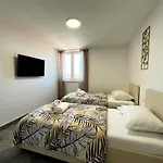 Apartman Pekasovi Seaview On A Beautiful Island Krapanj *