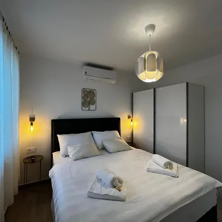 Pekasovi Seaview On A Beautiful Island Krapanj