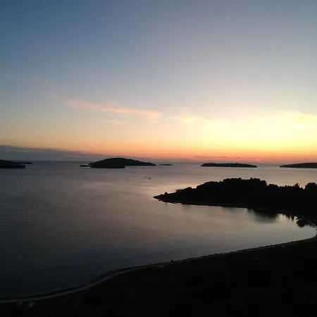 아파트 Pekasovi Seaview On A Beautiful Island Krapanj 시베니크