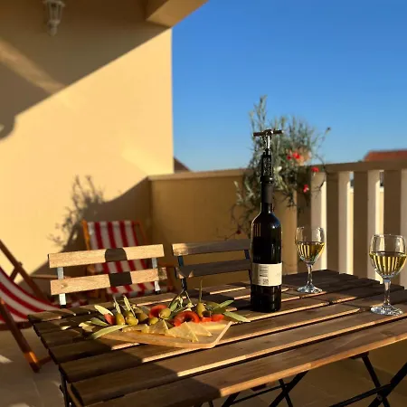 아파트 Pekasovi Seaview On A Beautiful Island Krapanj 시베니크