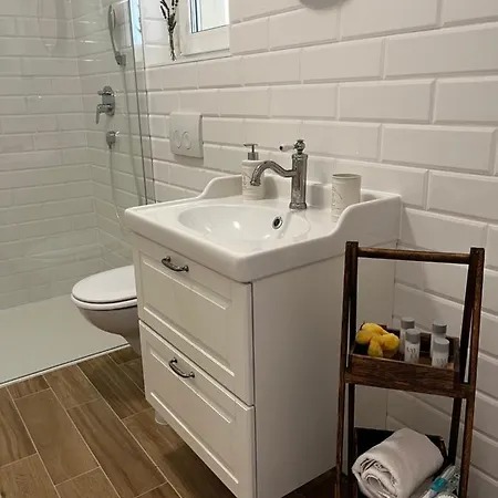 Apartment Pekasovi Seaview On A Beautiful Island Krapanj