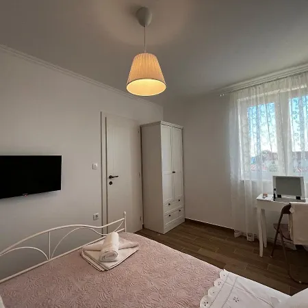 Pekasovi Seaview On A Beautiful Island Krapanj