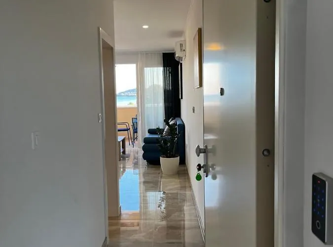 Pekasovi Seaview On A Beautiful Island Krapanj דירה שיבניק