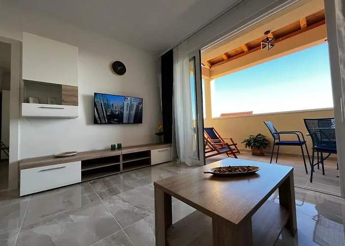 Pekasovi Seaview On A Beautiful Island Krapanj Apartment *